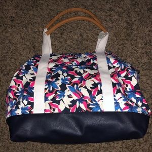 Pretty Floral Weekender Bag
